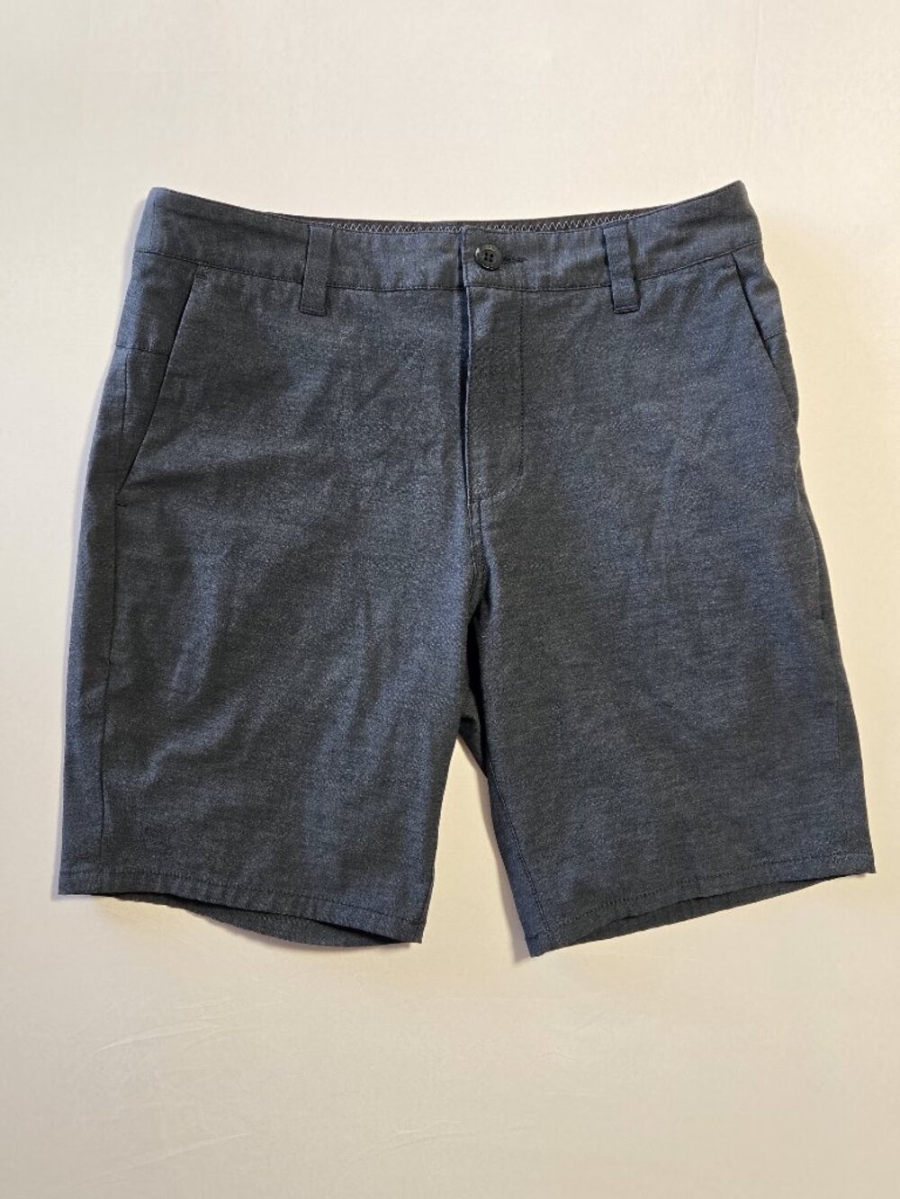 Vuori Aim Short Mens Size 28 Gray Charcoal V368 Performance Golf Chino Stretch